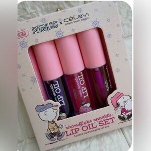 Celavi x Peanuts Snowflake Sparkle Lip Oil Set - Limited Edition